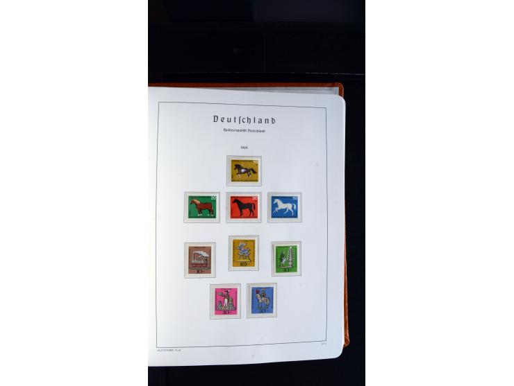 1949/78, postfrische kpl. Sammlung und gestempelte kpl. Sammlung in 2 Leuchtturm-Alben