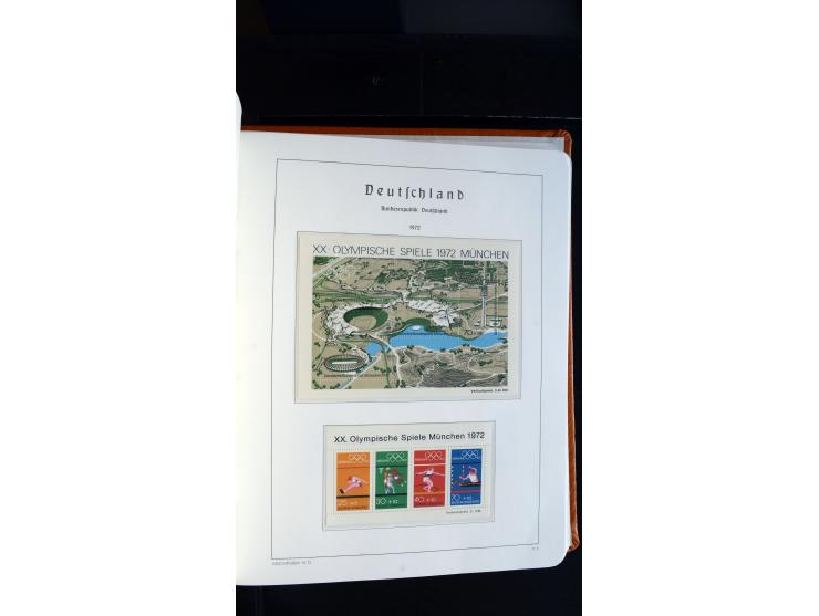 1949/78, postfrische kpl. Sammlung und gestempelte kpl. Sammlung in 2 Leuchtturm-Alben