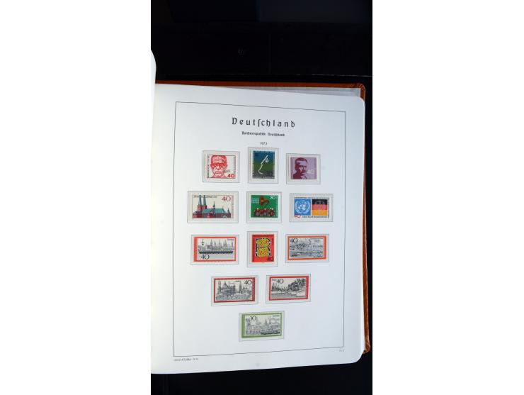 1949/78, postfrische kpl. Sammlung und gestempelte kpl. Sammlung in 2 Leuchtturm-Alben