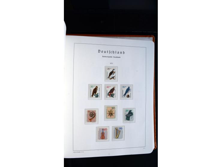 1949/78, postfrische kpl. Sammlung und gestempelte kpl. Sammlung in 2 Leuchtturm-Alben