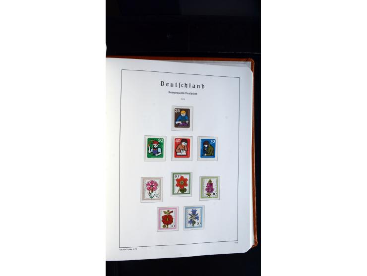 1949/78, postfrische kpl. Sammlung und gestempelte kpl. Sammlung in 2 Leuchtturm-Alben