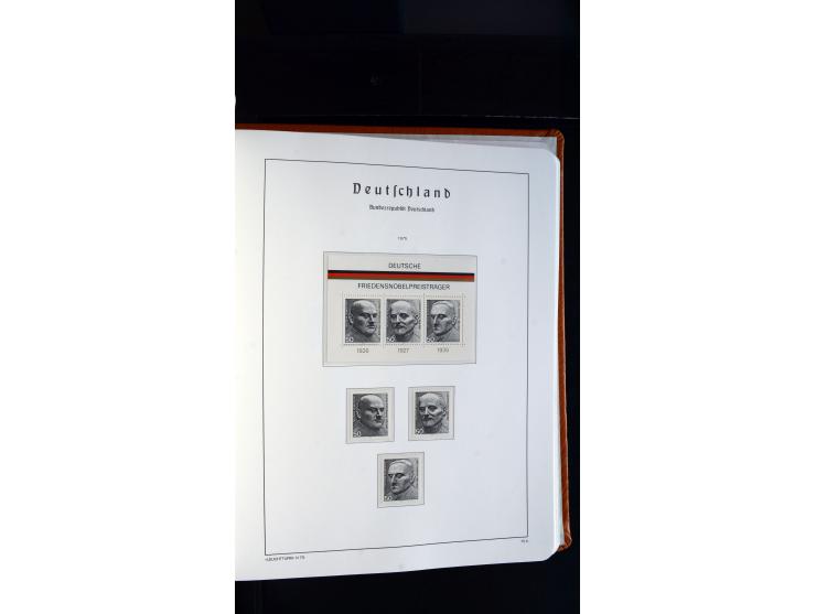 1949/78, postfrische kpl. Sammlung und gestempelte kpl. Sammlung in 2 Leuchtturm-Alben