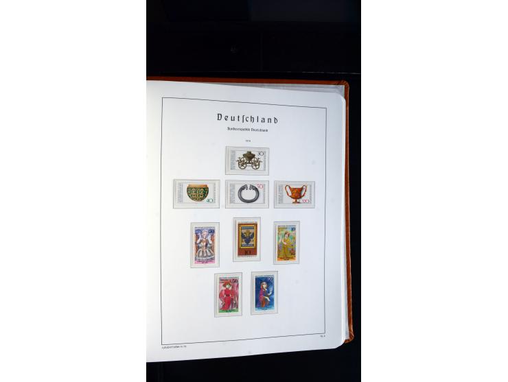 1949/78, postfrische kpl. Sammlung und gestempelte kpl. Sammlung in 2 Leuchtturm-Alben