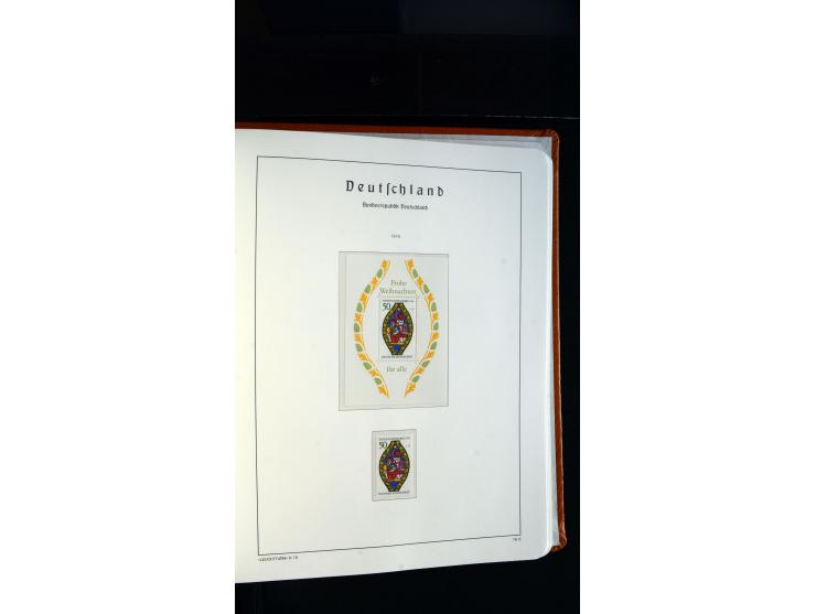 1949/78, postfrische kpl. Sammlung und gestempelte kpl. Sammlung in 2 Leuchtturm-Alben