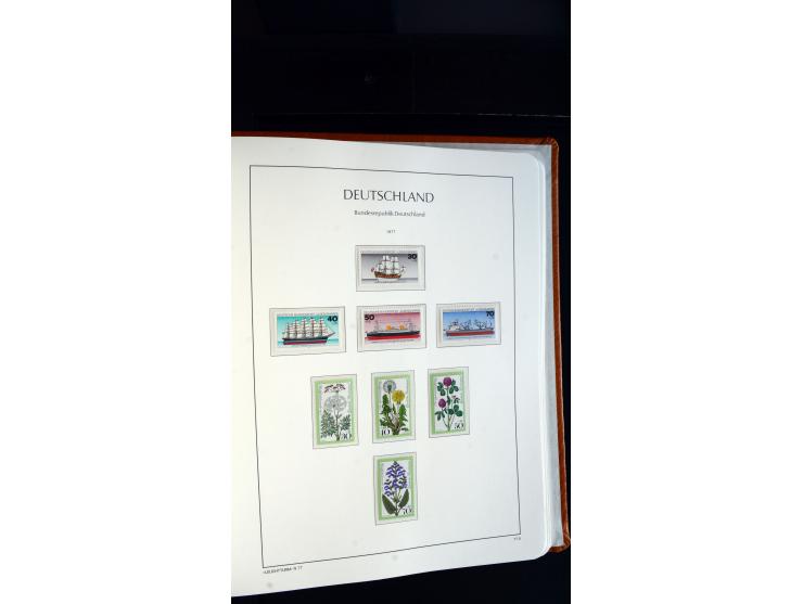 1949/78, postfrische kpl. Sammlung und gestempelte kpl. Sammlung in 2 Leuchtturm-Alben