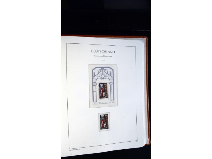 1949/78, postfrische kpl. Sammlung und gestempelte kpl. Sammlung in 2 Leuchtturm-Alben