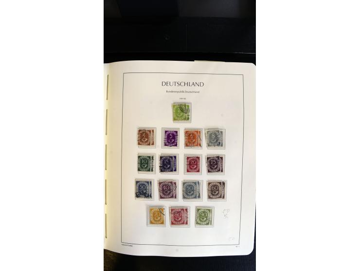 1945/2003(ca.), ungebrauchte/postfrische und gestempelte Sammlung mit einigen Briefen dabei gute frühe Ausgaben Bund/Berlin u