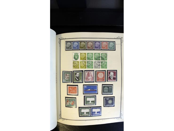 1945/2003(ca.), ungebrauchte/postfrische und gestempelte Sammlung mit einigen Briefen dabei gute frühe Ausgaben Bund/Berlin u