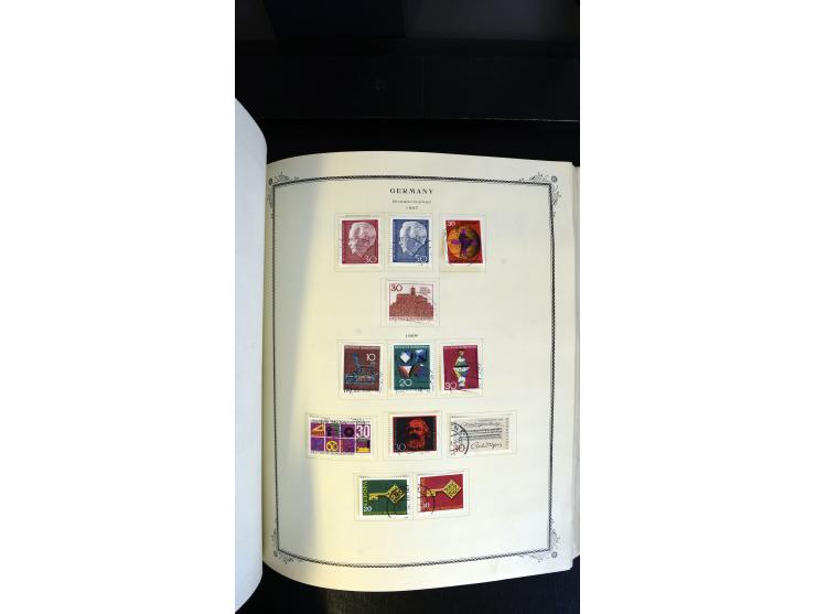 1945/2003(ca.), ungebrauchte/postfrische und gestempelte Sammlung mit einigen Briefen dabei gute frühe Ausgaben Bund/Berlin u