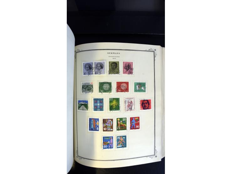 1945/2003(ca.), ungebrauchte/postfrische und gestempelte Sammlung mit einigen Briefen dabei gute frühe Ausgaben Bund/Berlin u