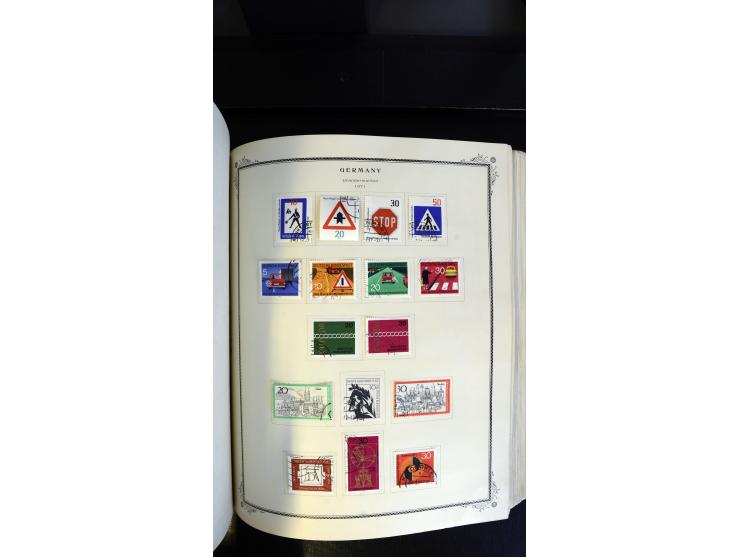 1945/2003(ca.), ungebrauchte/postfrische und gestempelte Sammlung mit einigen Briefen dabei gute frühe Ausgaben Bund/Berlin u