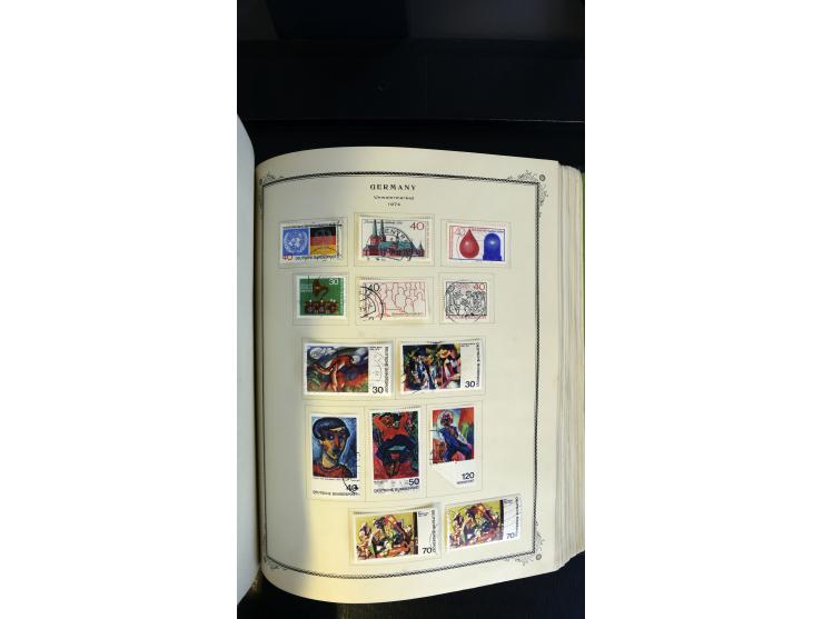 1945/2003(ca.), ungebrauchte/postfrische und gestempelte Sammlung mit einigen Briefen dabei gute frühe Ausgaben Bund/Berlin u