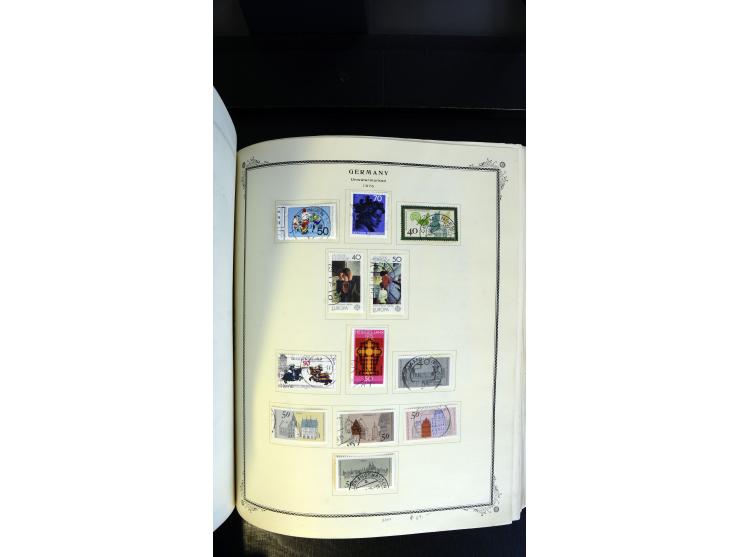 1945/2003(ca.), ungebrauchte/postfrische und gestempelte Sammlung mit einigen Briefen dabei gute frühe Ausgaben Bund/Berlin u