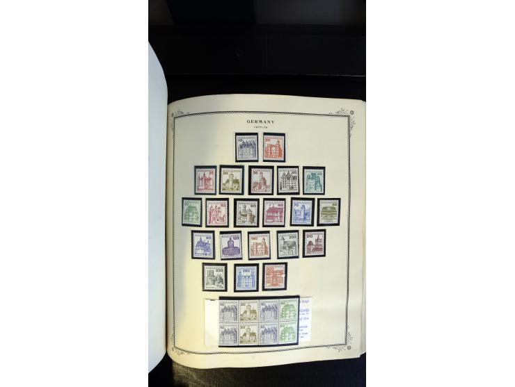 1945/2003(ca.), ungebrauchte/postfrische und gestempelte Sammlung mit einigen Briefen dabei gute frühe Ausgaben Bund/Berlin u