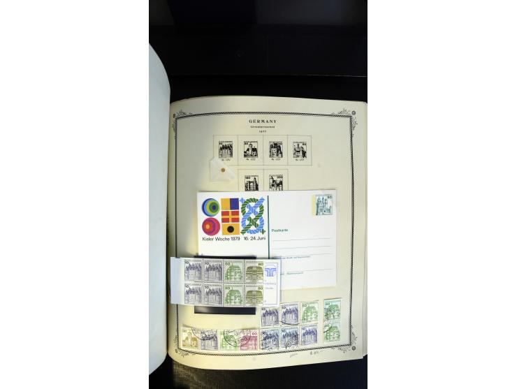 1945/2003(ca.), ungebrauchte/postfrische und gestempelte Sammlung mit einigen Briefen dabei gute frühe Ausgaben Bund/Berlin u