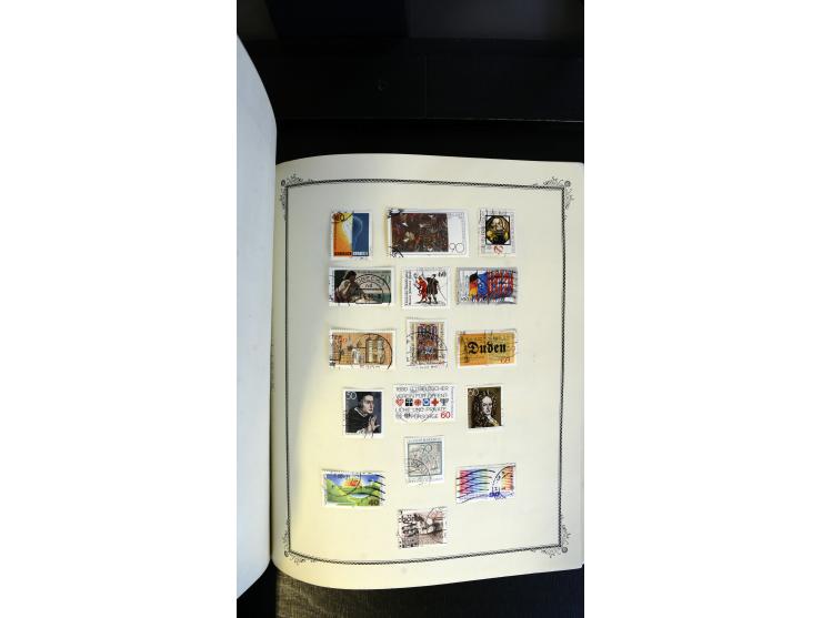 1945/2003(ca.), ungebrauchte/postfrische und gestempelte Sammlung mit einigen Briefen dabei gute frühe Ausgaben Bund/Berlin u