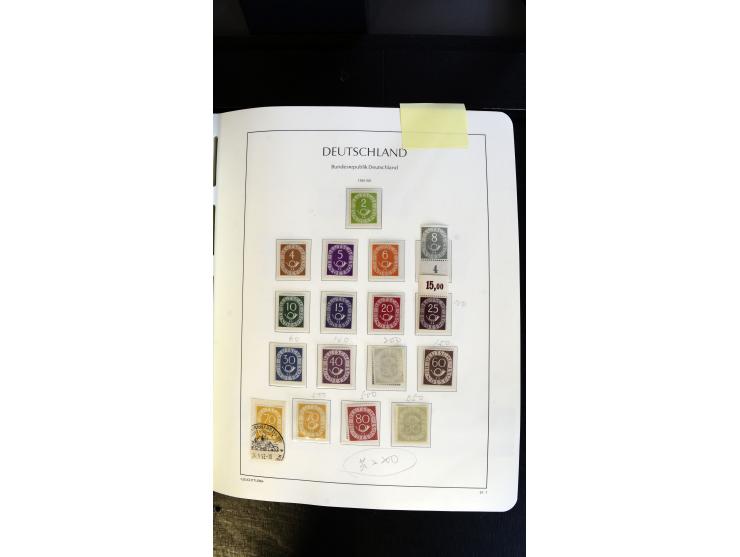 1945/2003(ca.), ungebrauchte/postfrische und gestempelte Sammlung mit einigen Briefen dabei gute frühe Ausgaben Bund/Berlin u