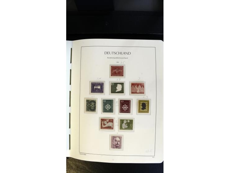 1945/2003(ca.), ungebrauchte/postfrische und gestempelte Sammlung mit einigen Briefen dabei gute frühe Ausgaben Bund/Berlin u