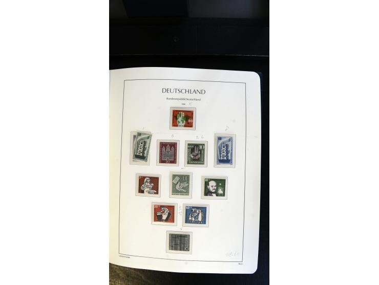 1945/2003(ca.), ungebrauchte/postfrische und gestempelte Sammlung mit einigen Briefen dabei gute frühe Ausgaben Bund/Berlin u