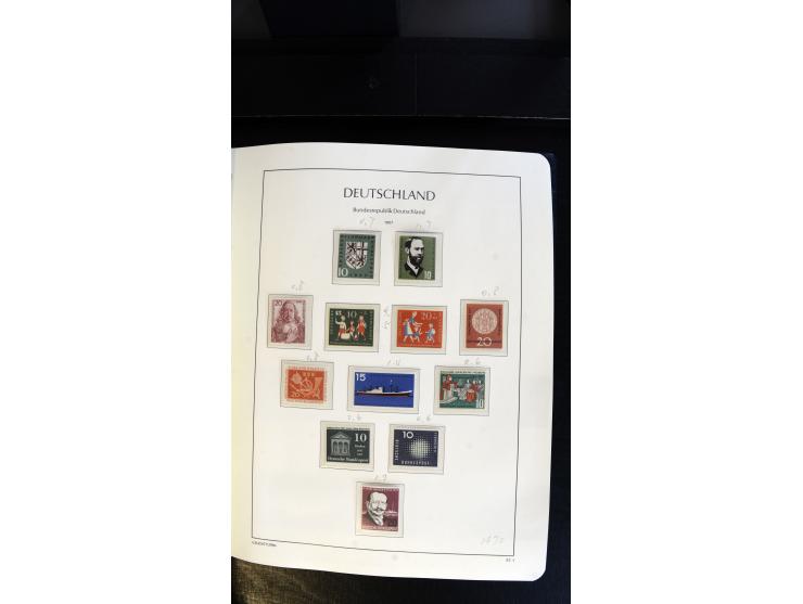 1945/2003(ca.), ungebrauchte/postfrische und gestempelte Sammlung mit einigen Briefen dabei gute frühe Ausgaben Bund/Berlin u