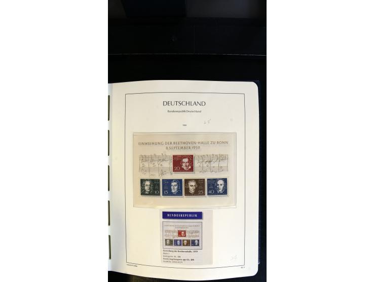 1945/2003(ca.), ungebrauchte/postfrische und gestempelte Sammlung mit einigen Briefen dabei gute frühe Ausgaben Bund/Berlin u