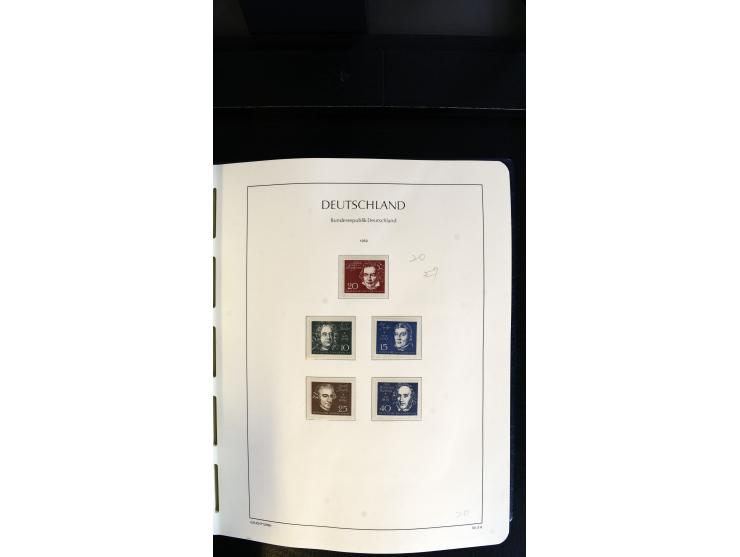 1945/2003(ca.), ungebrauchte/postfrische und gestempelte Sammlung mit einigen Briefen dabei gute frühe Ausgaben Bund/Berlin u