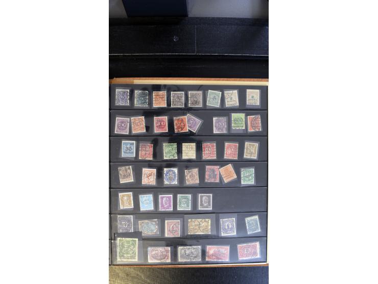 1945/2003(ca.), ungebrauchte/postfrische und gestempelte Sammlung mit einigen Briefen dabei gute frühe Ausgaben Bund/Berlin u