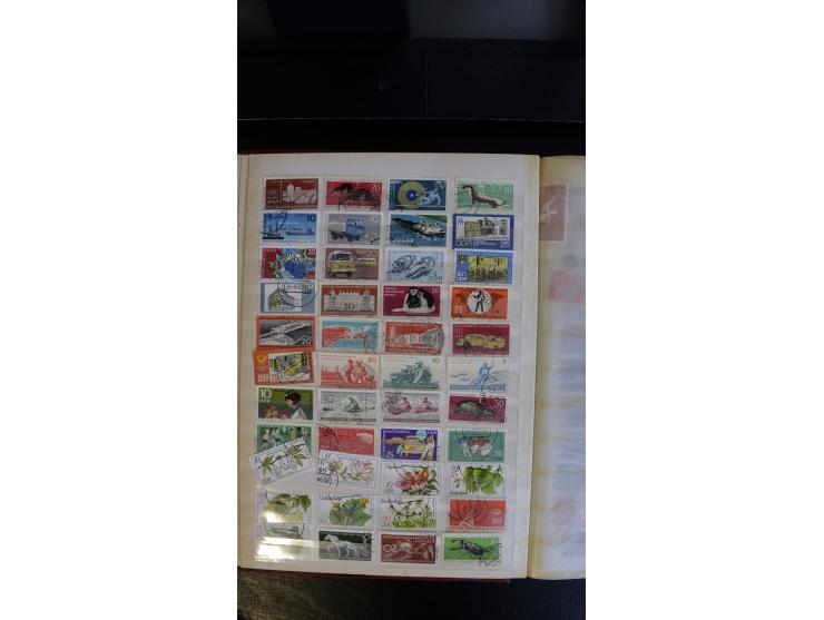 1945/2003(ca.), ungebrauchte/postfrische und gestempelte Sammlung mit einigen Briefen dabei gute frühe Ausgaben Bund/Berlin u