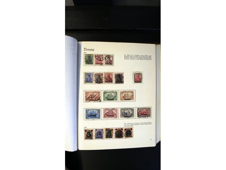 1920/35, ungebrauchte und gestempelte Sammlung mit vielen besseren Werten, dabei Danzig mit besseren Werten Kleiner Innendien