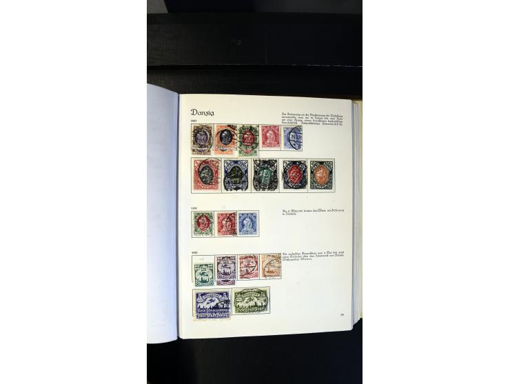 1920/35, ungebrauchte und gestempelte Sammlung mit vielen besseren Werten, dabei Danzig mit besseren Werten Kleiner Innendien