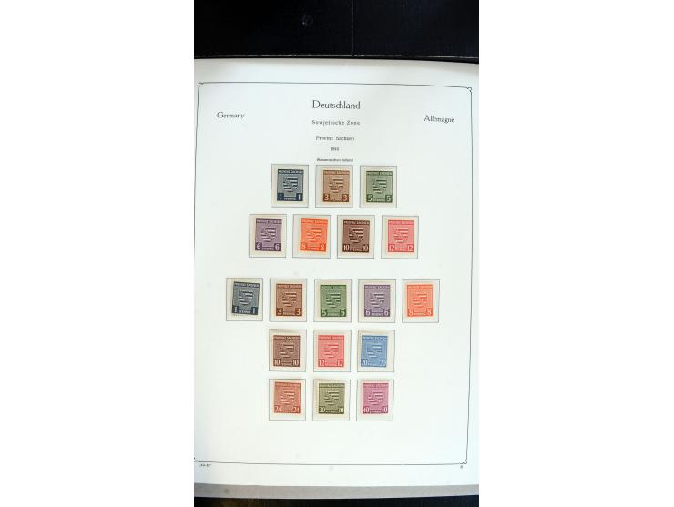 1945/49, postfrische Sammlung mit u.a. Mi.-Nr. BIb, 80X, 150-55X, Bl.1x, 2t (leichte Gummifehler), 4, 5Y, 6 etc.