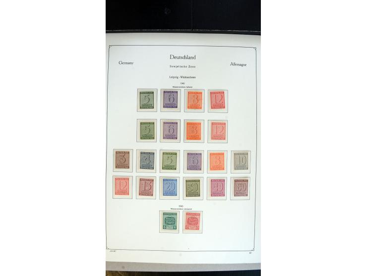 1945/49, postfrische Sammlung mit u.a. Mi.-Nr. BIb, 80X, 150-55X, Bl.1x, 2t (leichte Gummifehler), 4, 5Y, 6 etc.