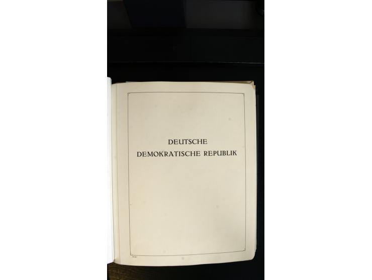 1945/90, postfrischer, ungebrauchter und gestempelter Bestand mit Sammlungen mit u.a. Mi.-Nr. BIb, Bl.1x, 2x auf nicht gelauf