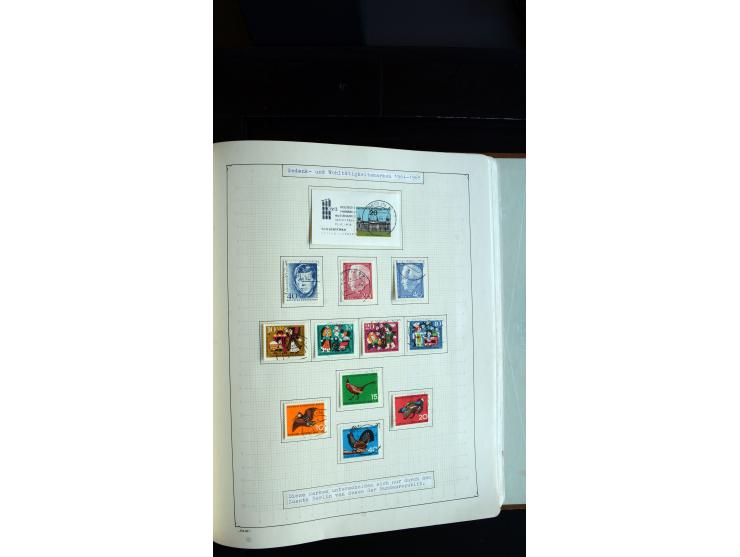 1948/68, sehr schöne gestempelte Sammlung, bis 5M. Schwarzaufdruck in den Hauptnummern augenscheinlich komplett, mit etlichen