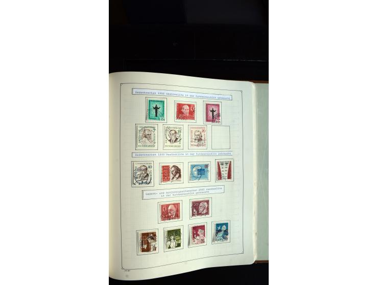 1948/68, sehr schöne gestempelte Sammlung, bis 5M. Schwarzaufdruck in den Hauptnummern augenscheinlich komplett, mit etlichen