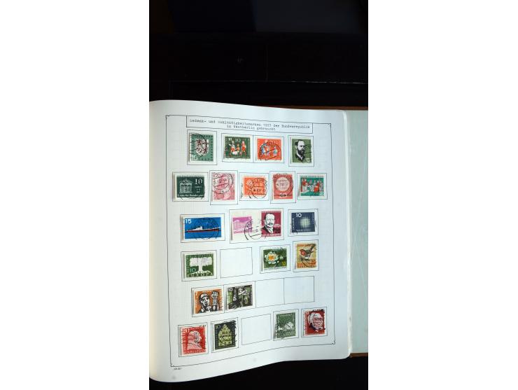 1948/68, sehr schöne gestempelte Sammlung, bis 5M. Schwarzaufdruck in den Hauptnummern augenscheinlich komplett, mit etlichen