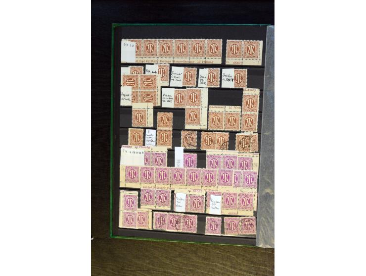 1945/46, kleine Spezial-Sammlung "AM-Post" mit Einheiten, Marken mit Bogenrändern inkl. Platten- und Bogenzählnummern und wei