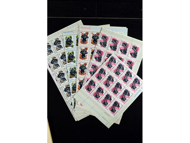 1960/2007, mint never hinged huge stock (few used), including sheets, souvenir sheets and souvenir sheets, much material in 4