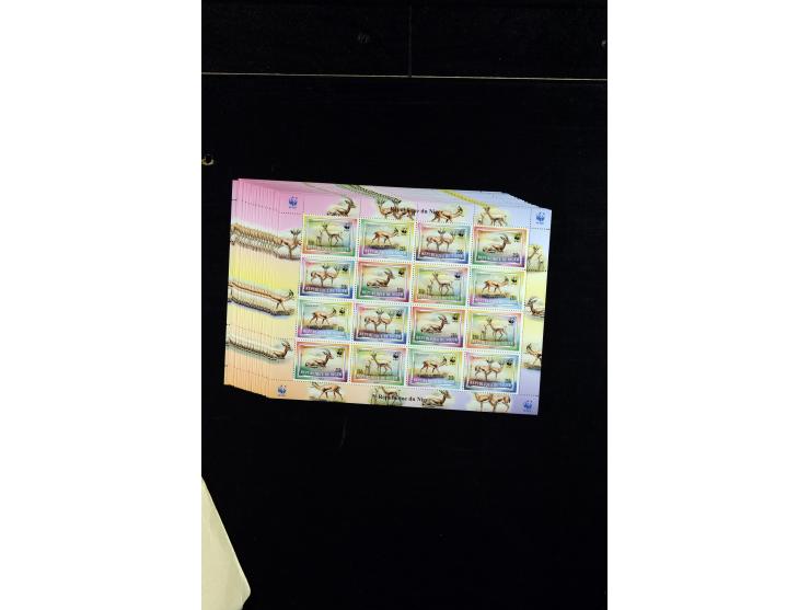 1960/2007, mint never hinged huge stock (few used), including sheets, souvenir sheets and souvenir sheets, much material in 4