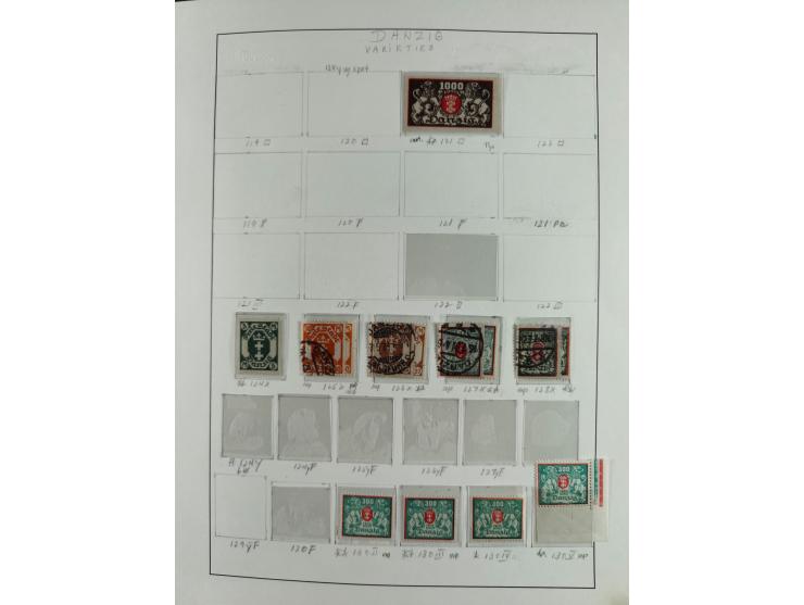 1920/39, interessante postfrische/ungebrauchte und gestempelte Sammlung in 1 Album, inkl. Dienstmarken und Portomarken, mit M