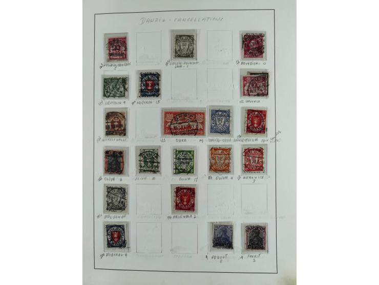 1920/39, interessante postfrische/ungebrauchte und gestempelte Sammlung in 1 Album, inkl. Dienstmarken und Portomarken, mit M