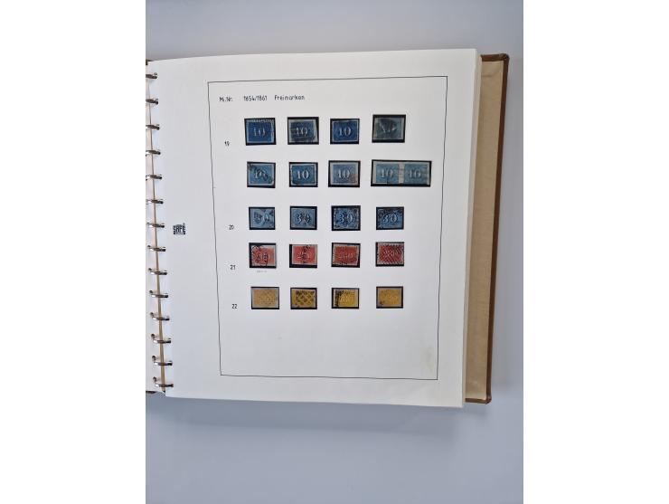 1843/2007 (ca.), umfangreiche postfrische, ungebrauchte und gebrauchte Sammlung in 32 Alben mit Briefen, inkl. amtlichen, Geb