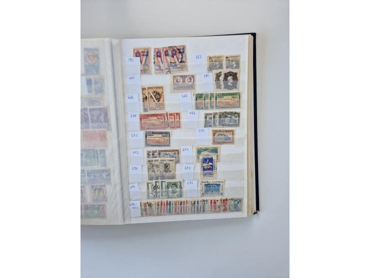 1843/2007 (ca.), umfangreiche postfrische, ungebrauchte und gebrauchte Sammlung in 32 Alben mit Briefen, inkl. amtlichen, Geb