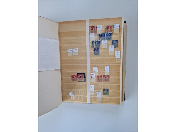 1843/2007 (ca.), umfangreiche postfrische, ungebrauchte und gebrauchte Sammlung in 32 Alben mit Briefen, inkl. amtlichen, Geb