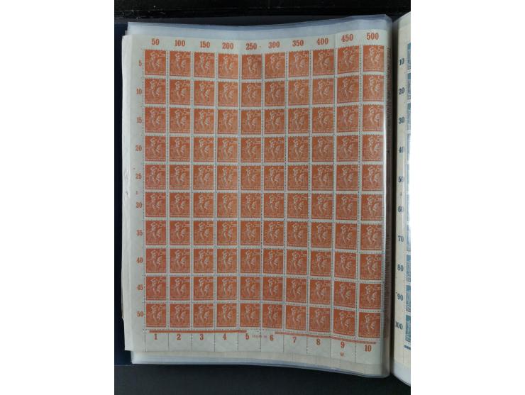 1923, meist postfrischer Bestand mit über 70 Bögen ex. Mi.-Nr. 235-276, dabei auch kompletter Bogen Mi.-Nr. 260, teils vorgef