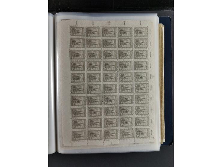 1923, meist postfrischer Bestand mit über 70 Bögen ex. Mi.-Nr. 235-276, dabei auch kompletter Bogen Mi.-Nr. 260, teils vorgef