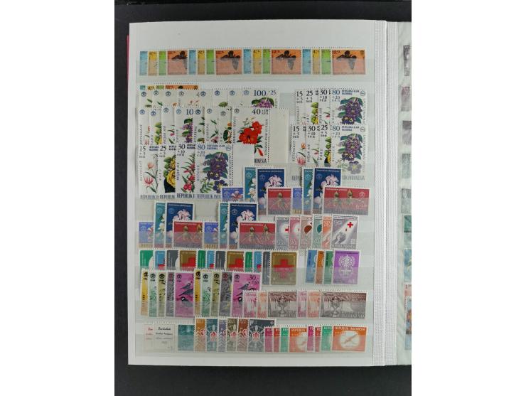 1949/79, mint never hinged, unused and used group with many duplicates, incl. multiples, blocks, stamps with blank fields, et