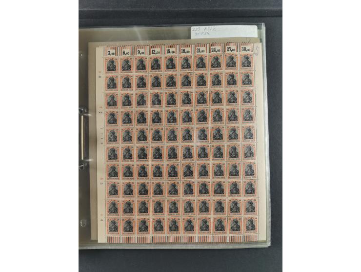 1900/18, überwiegend postfrische und etwas ungebrauchte Bogenpartie (29 Stk.) mit Wertzffer Mi.-Nr. 52, Germania mit Inschrif