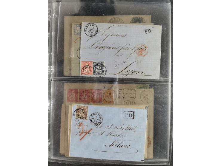 1862/82, Lot 14 interessantere Frankaturen der Sitzenden Helvetia gezähnt. Dabei 10 Rp. blau als Mischfrankatur mit Strubel 2