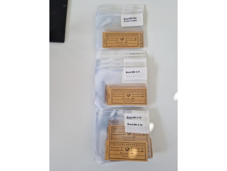 1951/68, postfrisches Lager mit einigen hundert Markenheftchen der Mi.-Nrn. 1-14 inklusive selteneren wie Mi.-Nr. 5aa oder 13